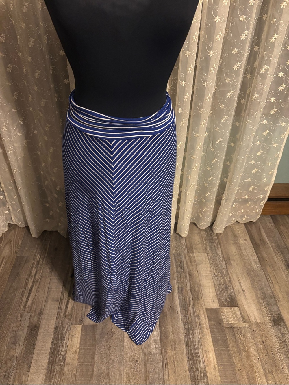 Merona Navy and White Chevron Maxi Skirt